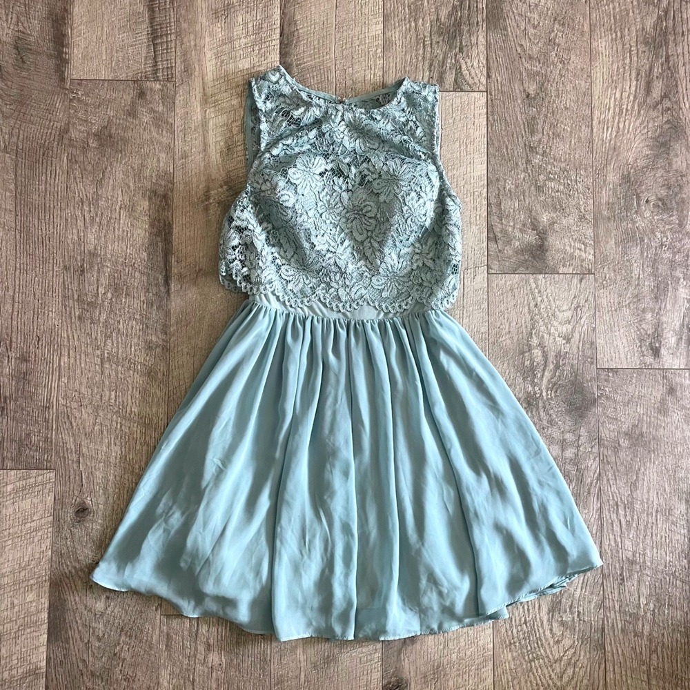 City Studio Light Blue Lace Chiffon Fit & Flare Cocktail Dress Size 5 RN 75010